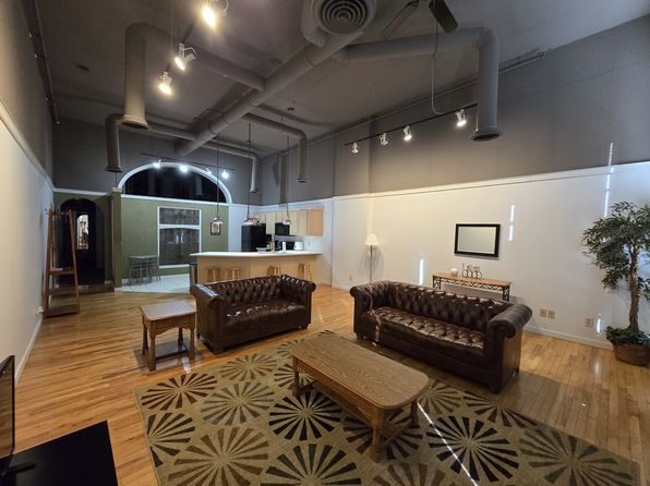 315 Main St #B