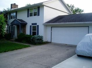 135 Cedar Hill Ln, Springboro, OH 45066