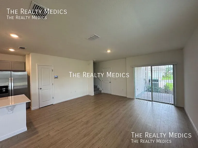 16594 Barbours Creek Way — Photo 8