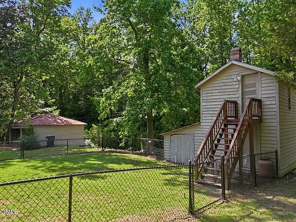 5th image of 439 Lake View Rd