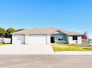 3237 71st Pl, Pasco, WA 99301