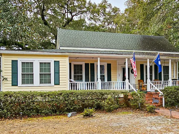 512 Carn St, Walterboro, SC 29488
