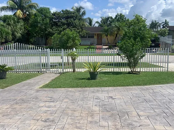 15714 SW 302nd Ter, Homestead, FL 33033
