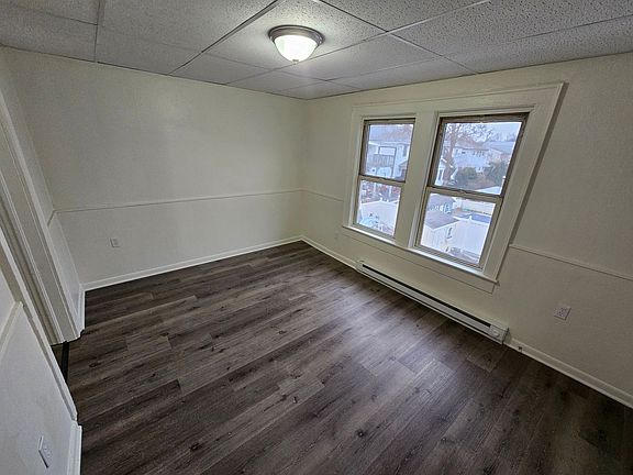 5th image of 122 2nd Ave APT 4