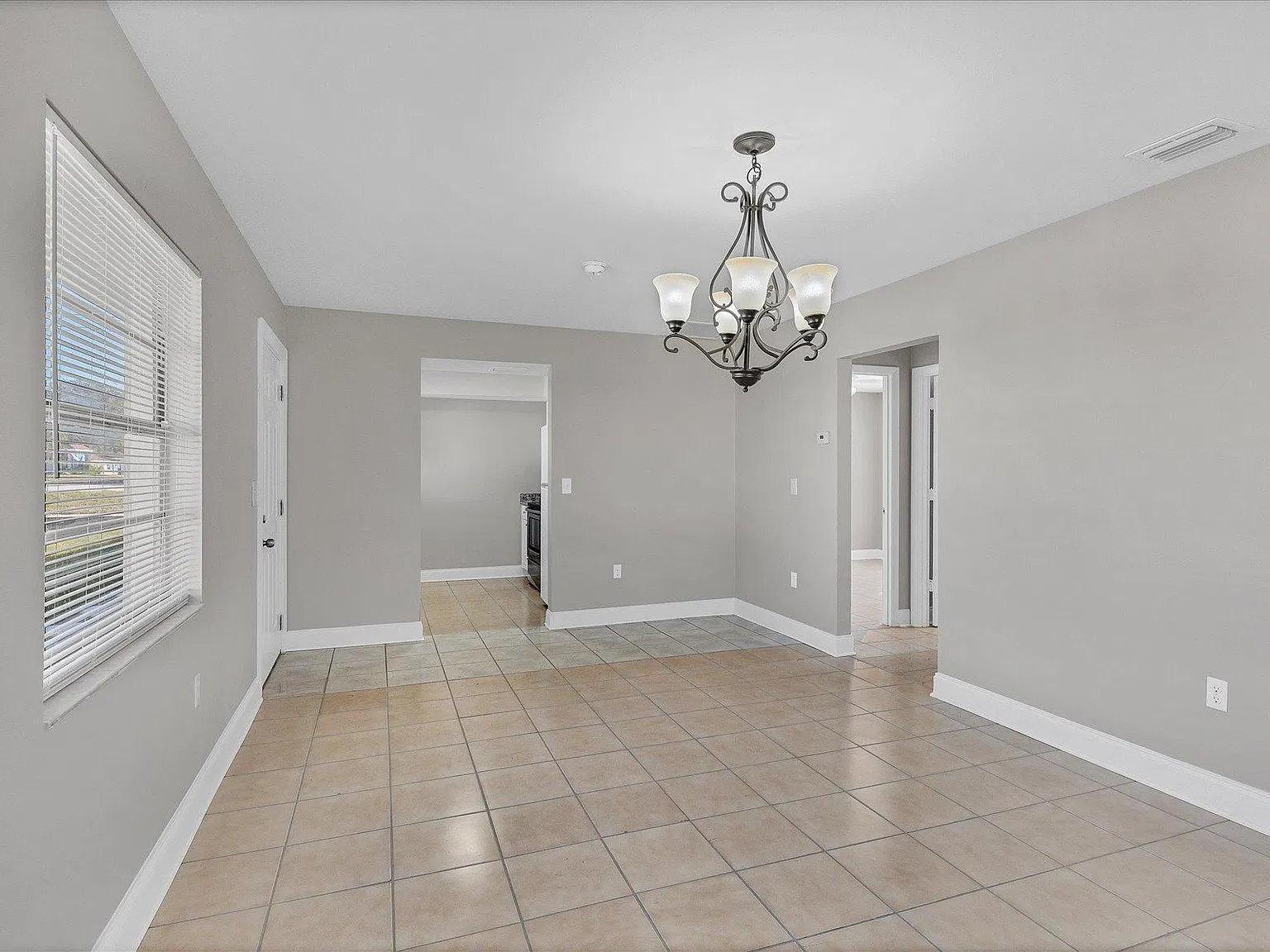 315 N Tamiami Trl — Photo 3