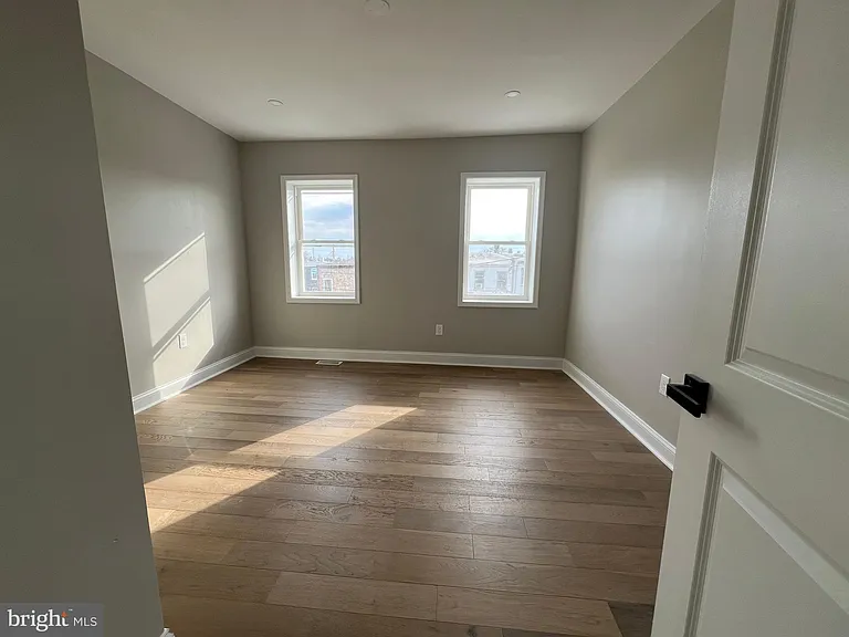 717 N Collington Ave — Photo 27