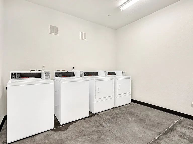 Larimer 35 — Photo 12