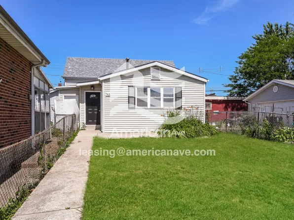 765 Regina Ave, Saint Louis, MO 63125