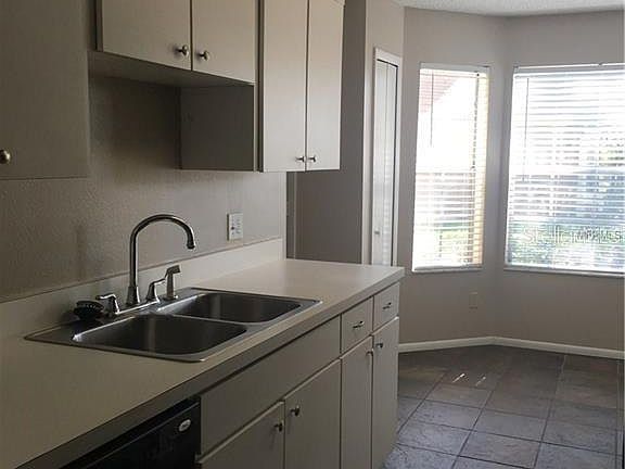2nd image of 2139 Whitewood Ct Unit 4