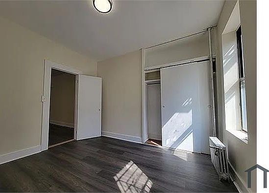 2nd image of 1042 45th St