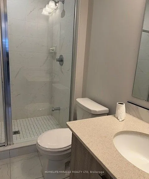 585 Colborne St #513 — Photo 6