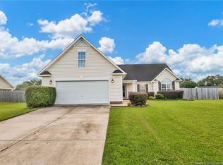 109 Garfield Dr, Raeford, NC 28376