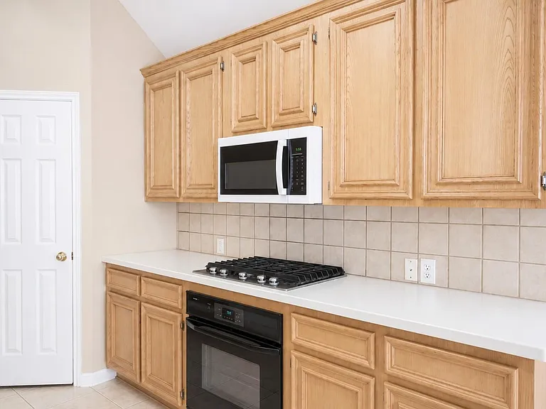 22422 Cascade Springs Dr — Photo 5