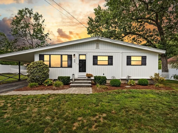 30 Jordan St, North Chelmsford, MA 01863
