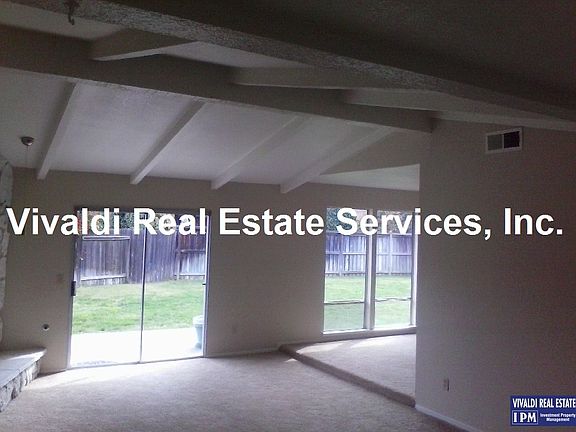 4th image of 826 Parkhaven Way