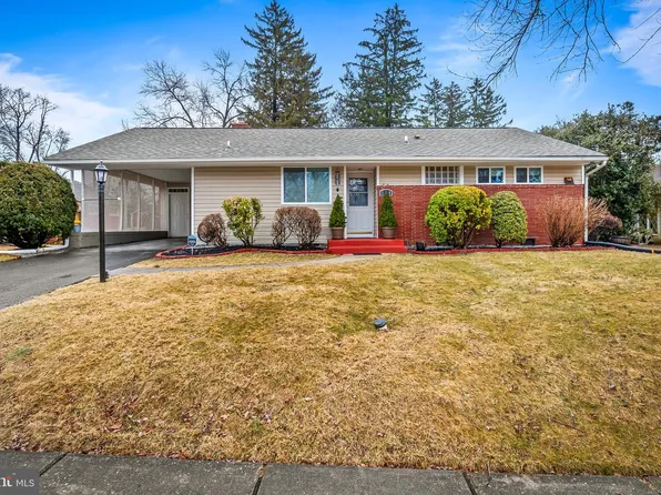 624 Fairway Dr, Baltimore, MD 21286