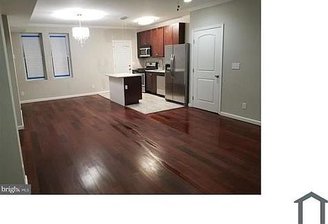 5th image of 3100 Sequoia Ave