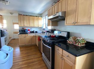 185 Hillside St #1J, Boston, MA 02120