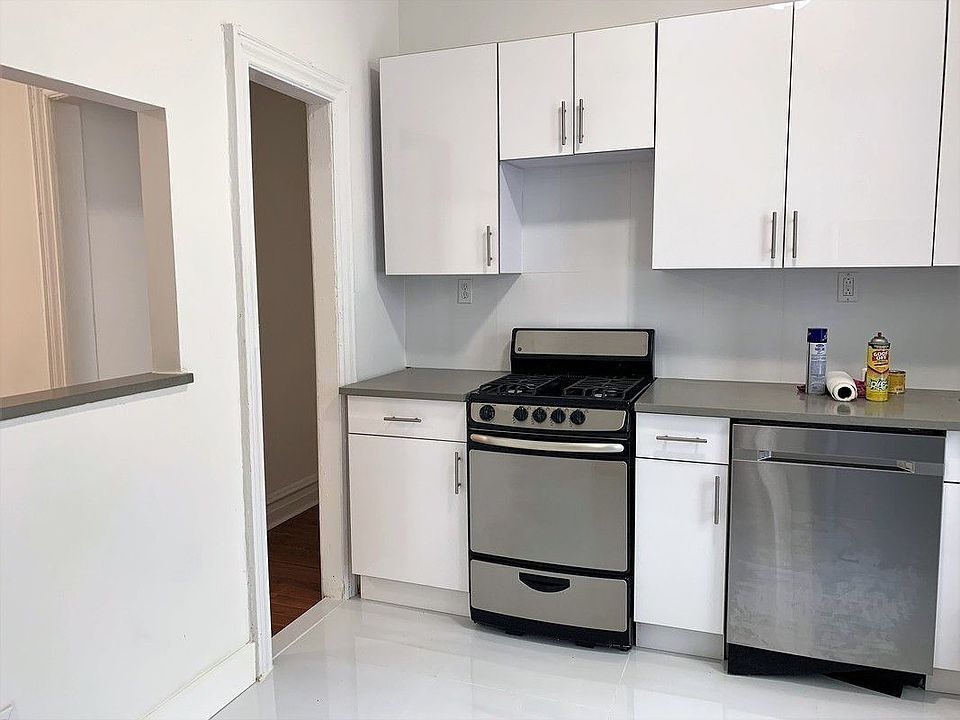 1st image of 31-20 32nd St #3C