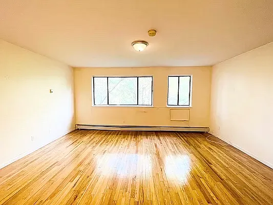 Rented by Bruma Realty LLC | media 1