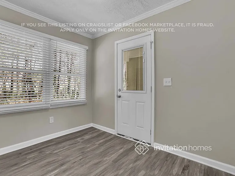 3054 Cottonwood Dr SE — Photo 10
