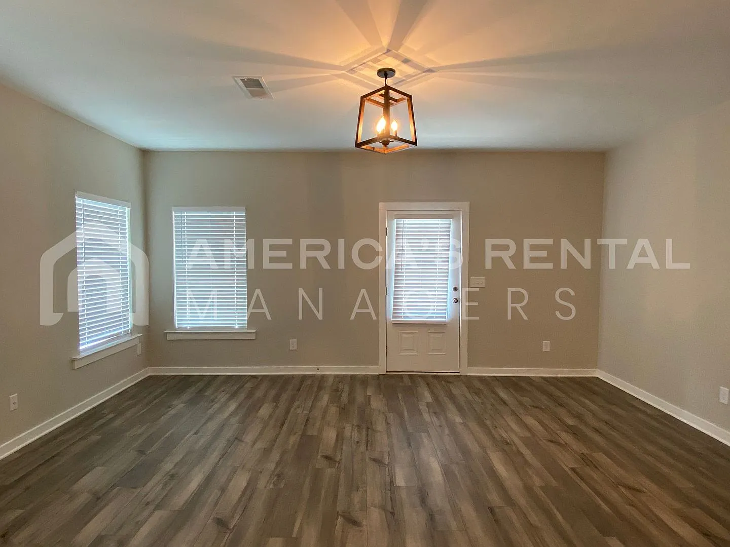 Home for Rent in Odenville, AL! — Photo 2