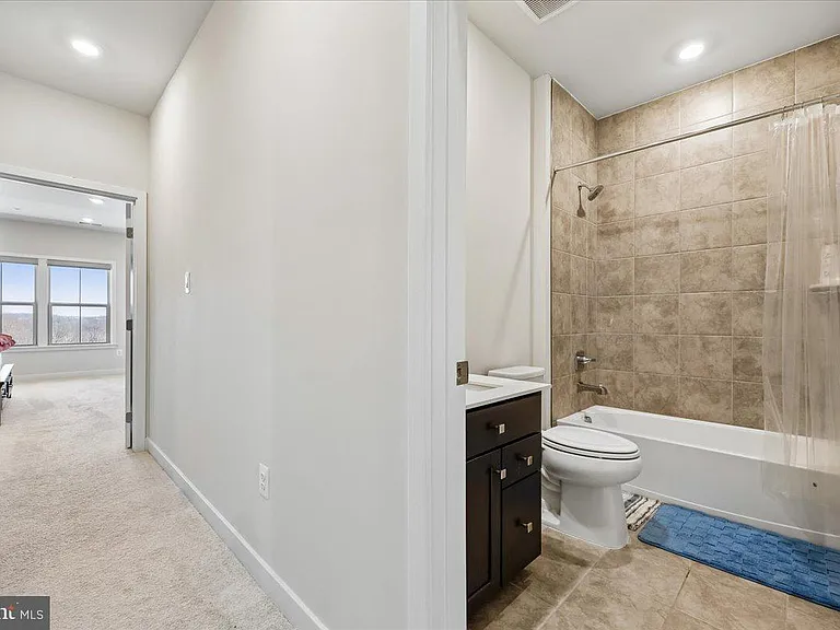 10206 Lake Linganore Blvd — Photo 13