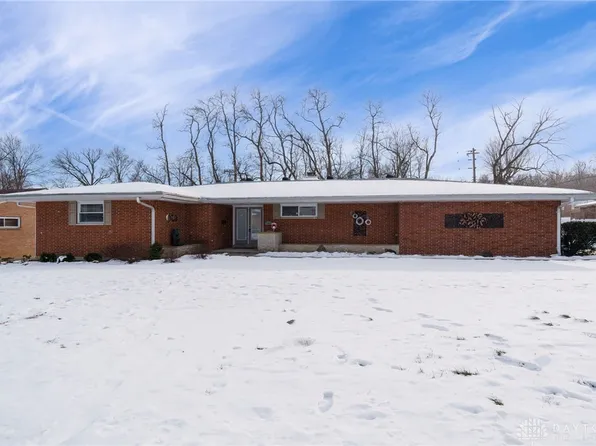 140 Greenhill Rd, Dayton, OH 45405