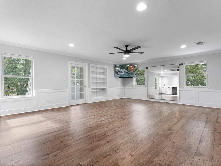 8911 Tranquil Park Dr — Photo 38