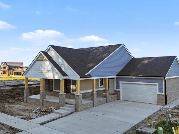 54290 Brenda Dr, Macomb, MI 48042