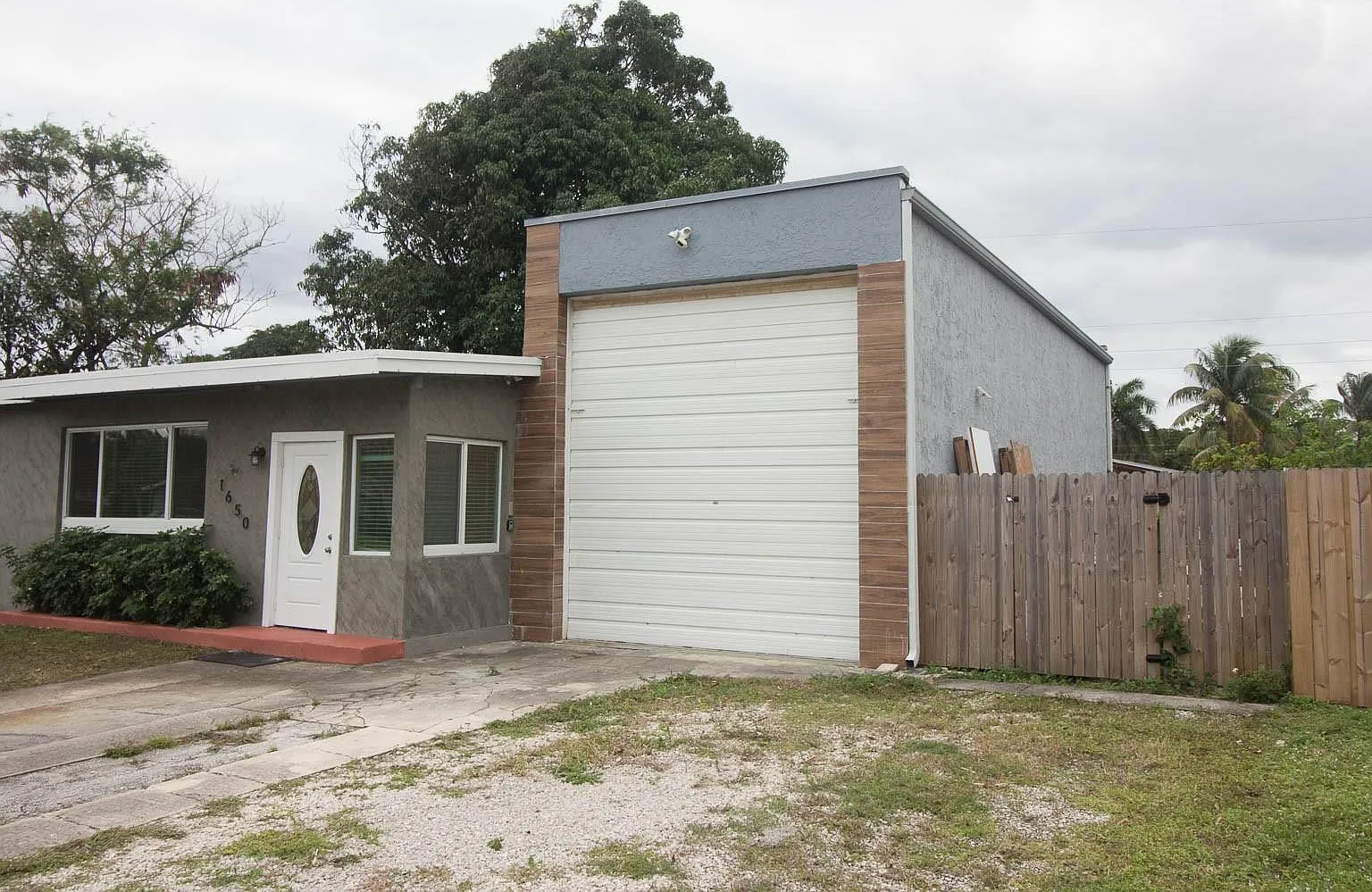 2 bed, 1.0 bath, 1056 sqft, $3,000 — Photo 4