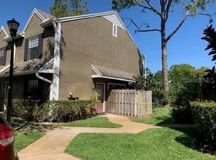 16537 Lake Brigadoon Cir, Tampa, FL 33618
