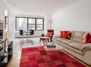 305 E 40th St APT 3C, New York, NY