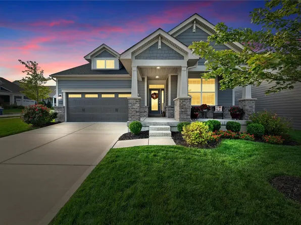 2444 Grover Ridge Dr, Grover, MO 63040