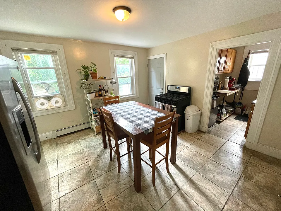 383 Pine St #1