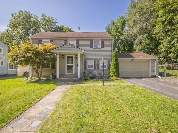 24 Stratton Avenue, Middletown, NY 10940