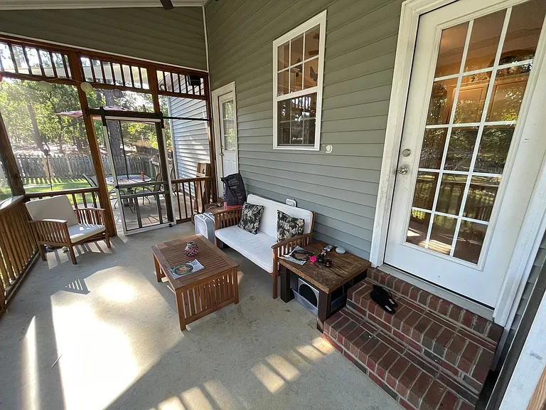 34 Woodbury Ln — Photo 43