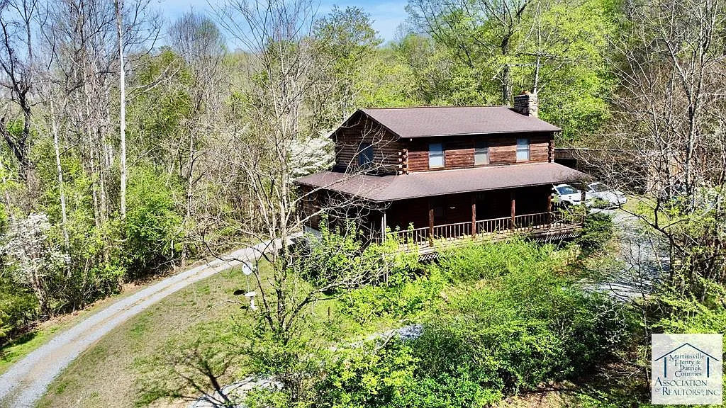 60 Haynes Dr photo 1