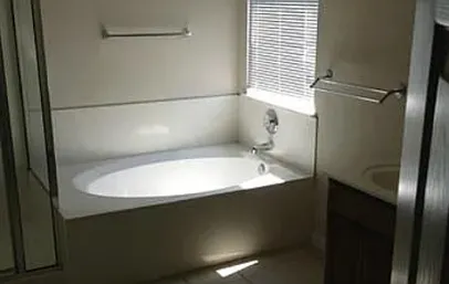 811 Shadow Creek Blvd — Photo 10