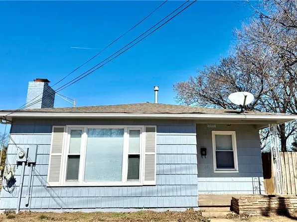 202 E Short Ave, Independence, MO 64050