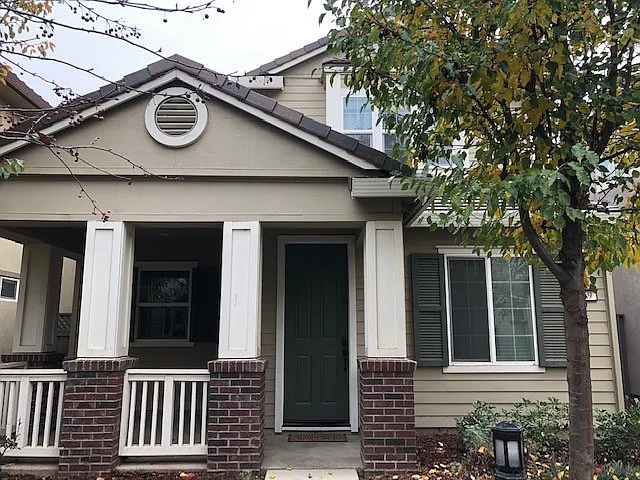 319 W Tuscan Ln photo 1