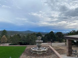 111 Rincon Loop, Tijeras, NM 87059