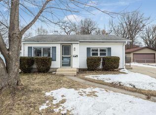 1918 84th St, Kenosha, WI 53143