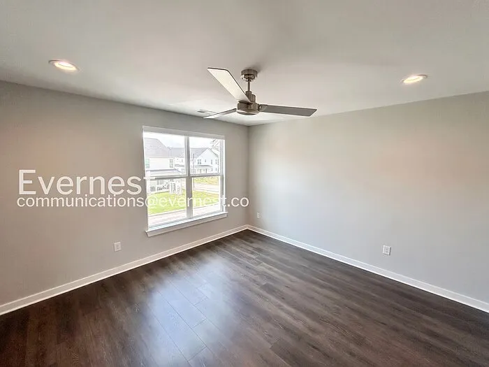 106 Ethelyne Way — Photo 10