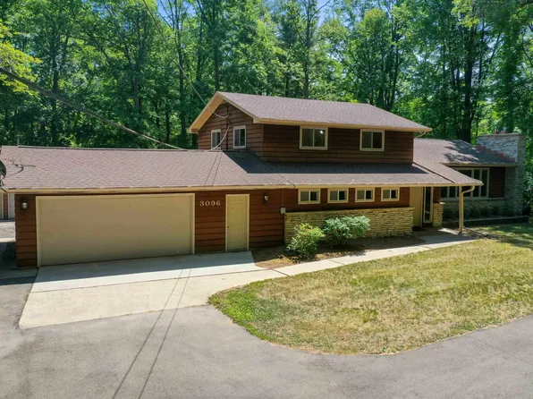 3096 Maple Grv, Suamico, WI 54173