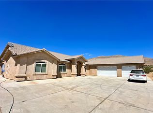 20120 Juniper Rd, Apple Valley, CA 92308