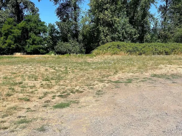 1846 Ulex St, Sweet Home, OR 97386