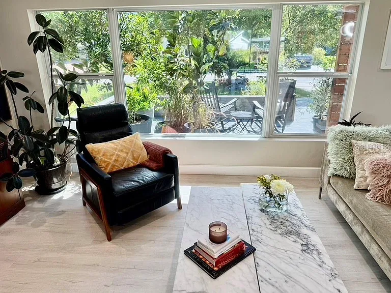 1815 Barker Dr — Photo 12