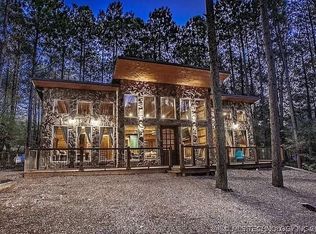 42 Hemlock Grove Rd, Broken Bow, OK 74728