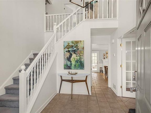 5th image of 4131 Brasher Dr NE
